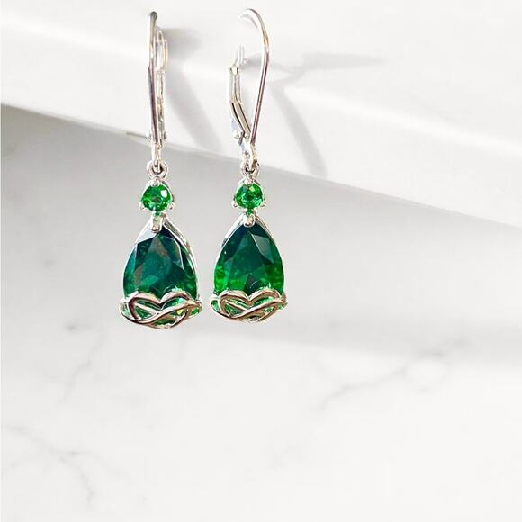 Sterling Silver Emerald Cubic Zirconia Teardrop Heart & Infinity Earrings NEW - Picture 1 of 9